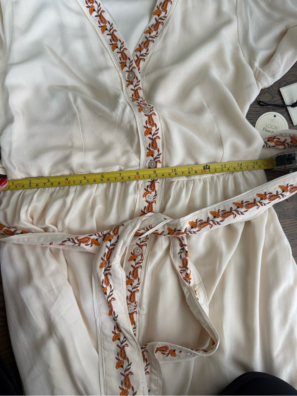 NWT LEA floral border maxi dress with a V-neckline and tie waist. Size Small. - Picture 11 of 12